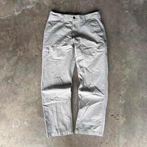 Vintage Dockers Beige Relaxed Fit Pants • 34x32 • Classic Casual • Y2K